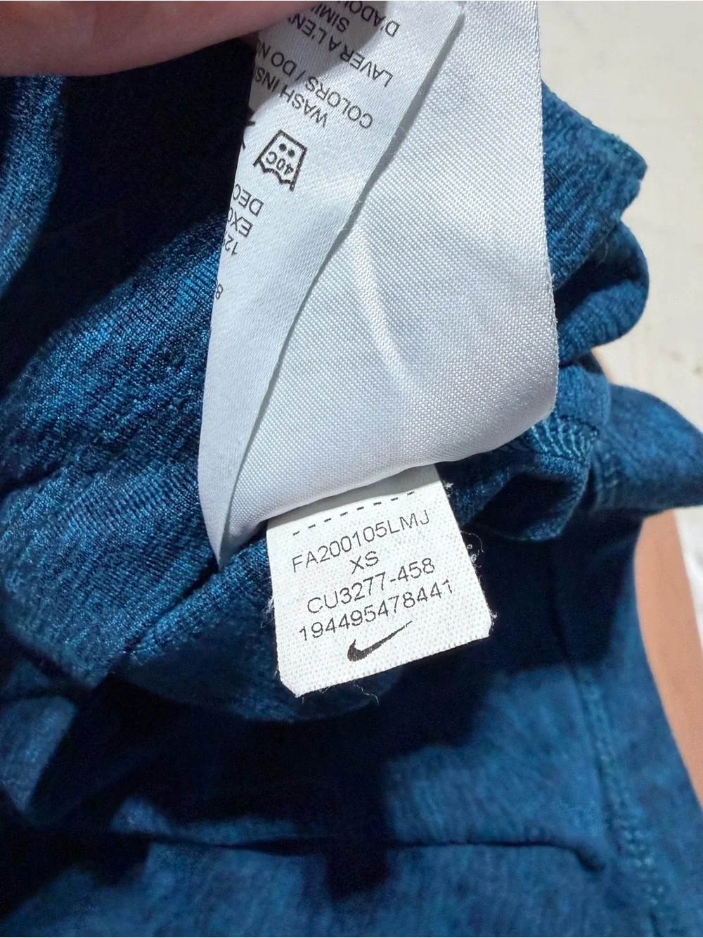 Nike running Long-Sleeve Performance Shirt blue XS